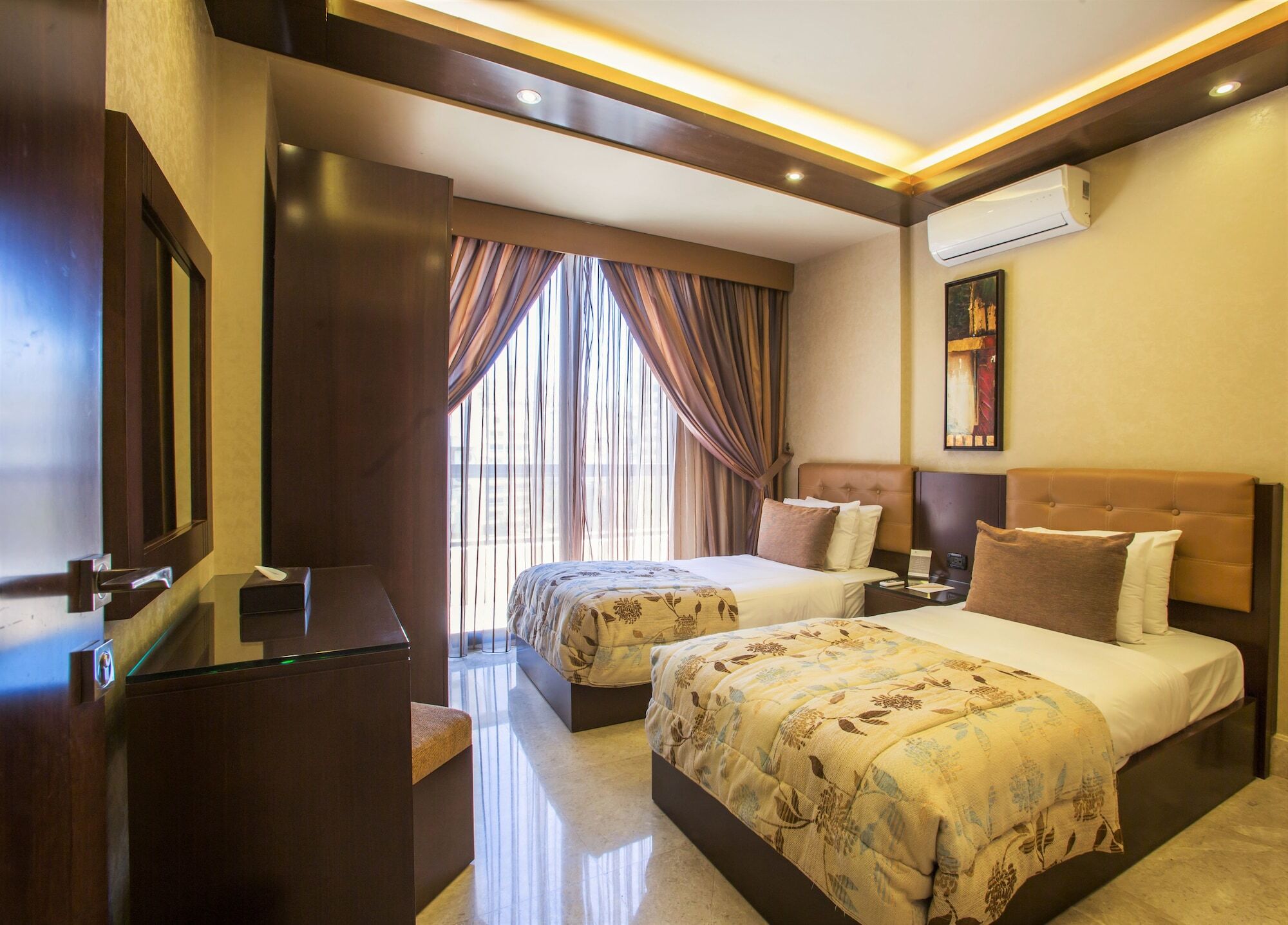 Imperial Suites Hotel Beirut Exterior foto